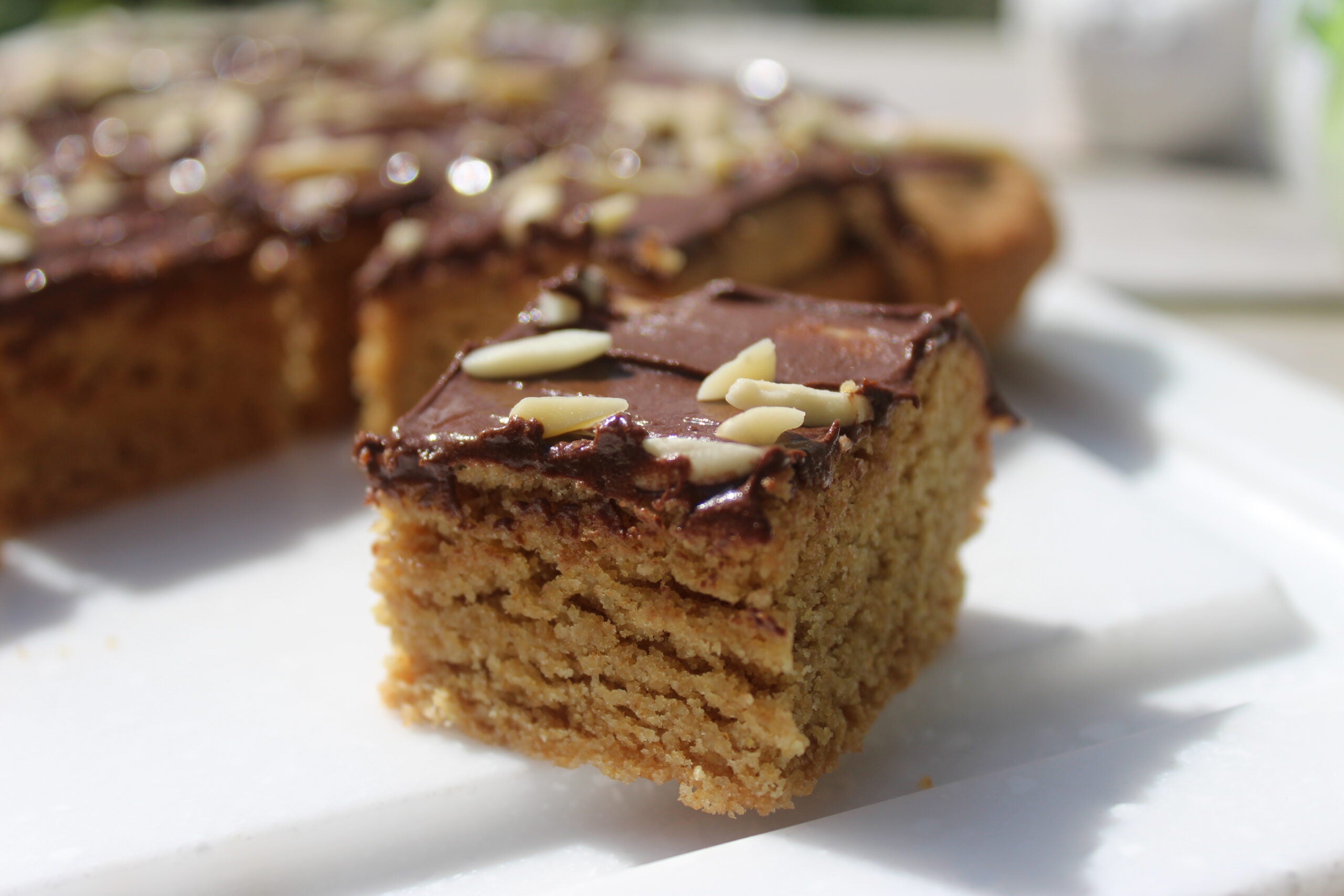 Sweet Almond Cookie Bars Recipe