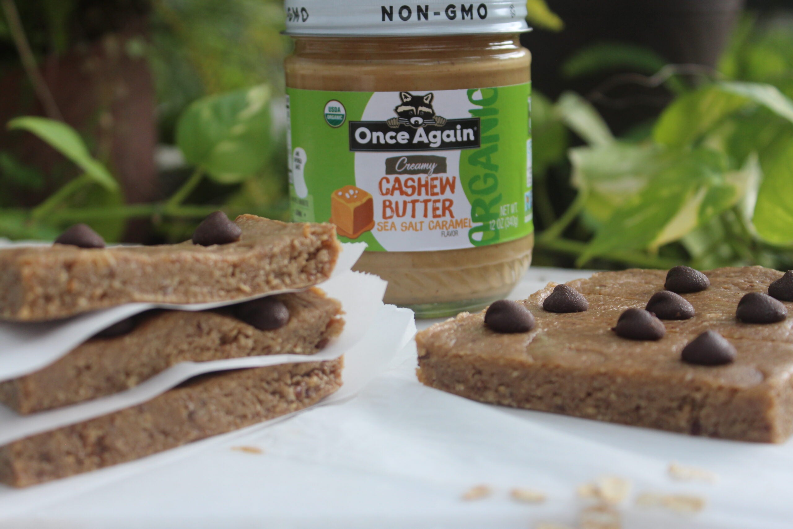 Salted Caramel Cashew Bars Recipe